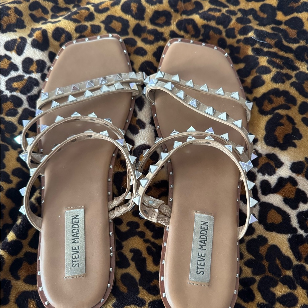Steve Madden Women's Tan Studded Sandals